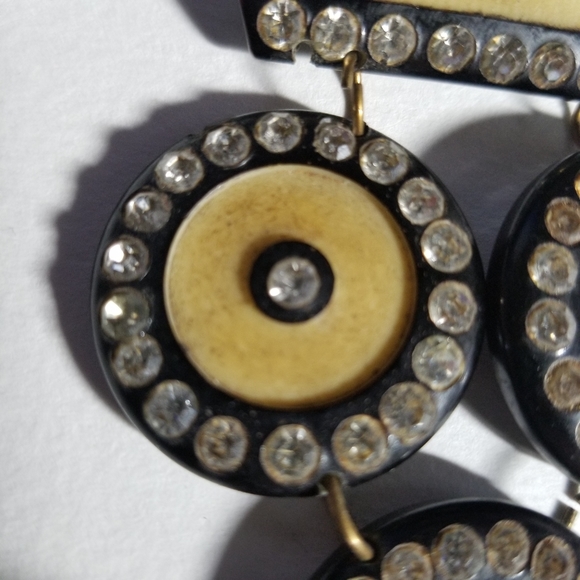 Relisted-Vintage Art Deco brooch early plastic pin yellow black clear rhinestone - Picture 11 of 16